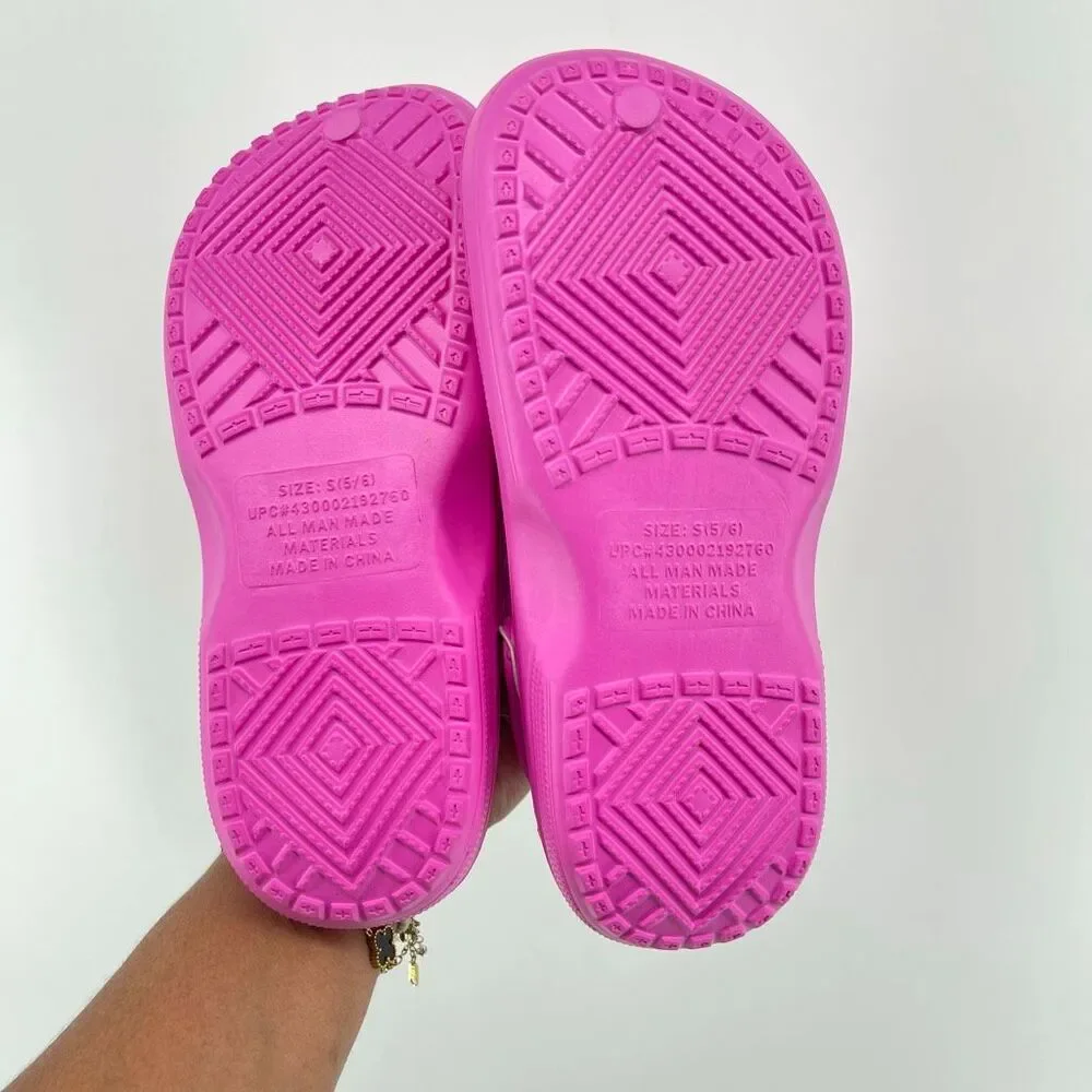 Women’s Hot Pink Clog Sandals Water Resistant Slip On Shoes NWT Size 5/6